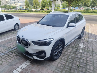BMW X1 2020 BMW X1 2020 car image