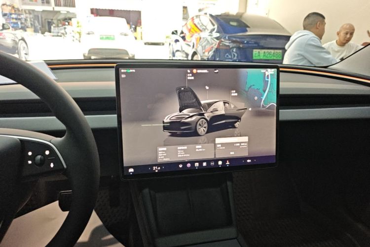 Tesla Model 3 2023 #13 Tesla Model 3 2023 immagine di auto #13