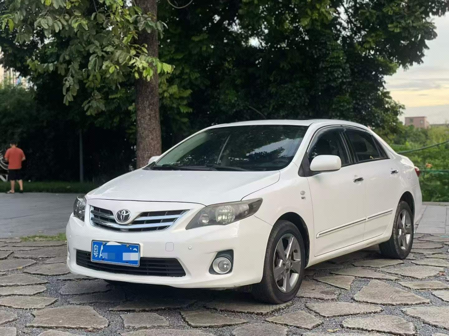 Toyota Corolla 2014 Toyota Corolla 2014 car image