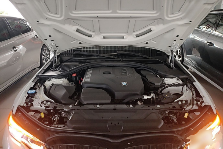 BMW 3 Series 2022 imagen de coche #20