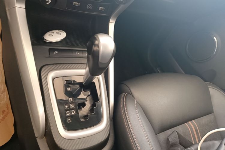 BYD Yuan 2017 #14 BYD Yuan 2017 car image #14