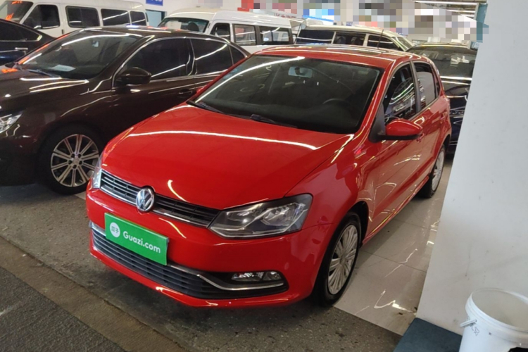 Volkswagen Polo 2016 car image #2