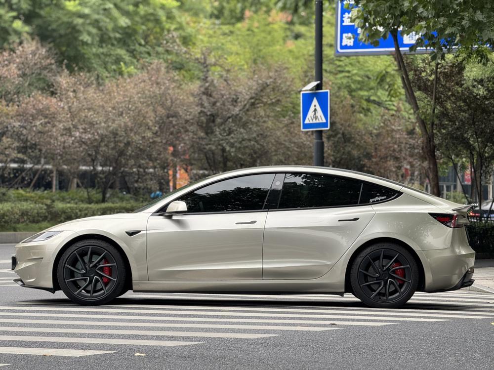 Tesla Model 3 2025 #3 Tesla Model 3 2025 car image #3