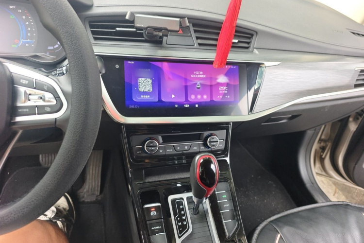 GEELY Emgrand GS 2020 car image #17