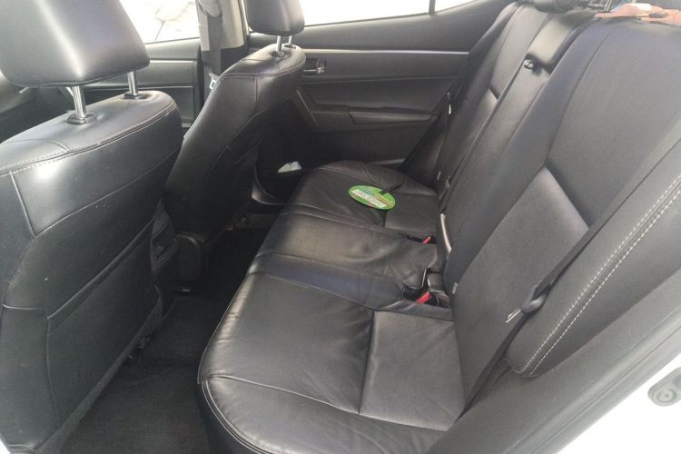 Toyota Corolla 2015 car image #10