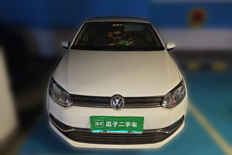 Volkswagen Polo 2018 car image #3