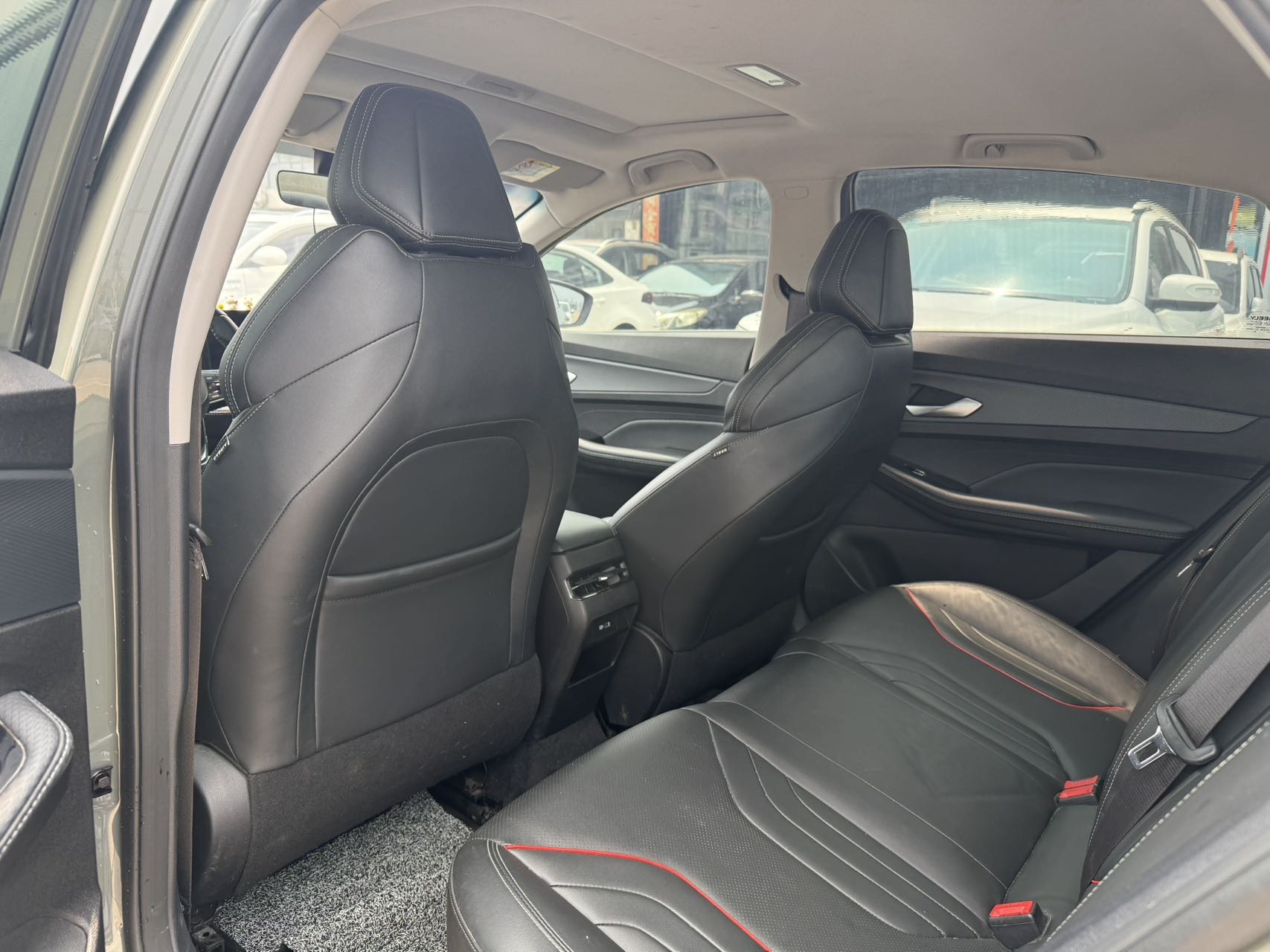 GEELY Binray 2022 #5 GEELY Binray 2022 صورة سيارة #5