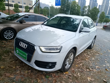 Audi Q3 2015 immagine di auto 