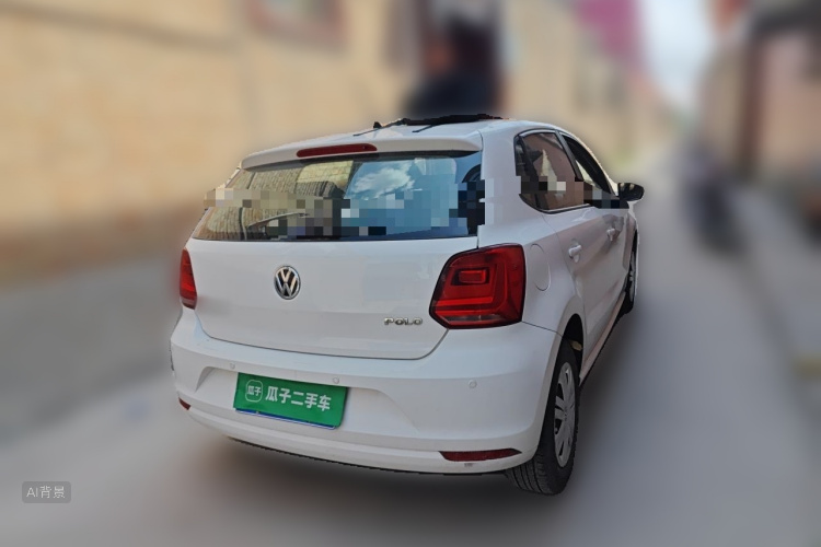 Volkswagen Polo 2015 car image #7