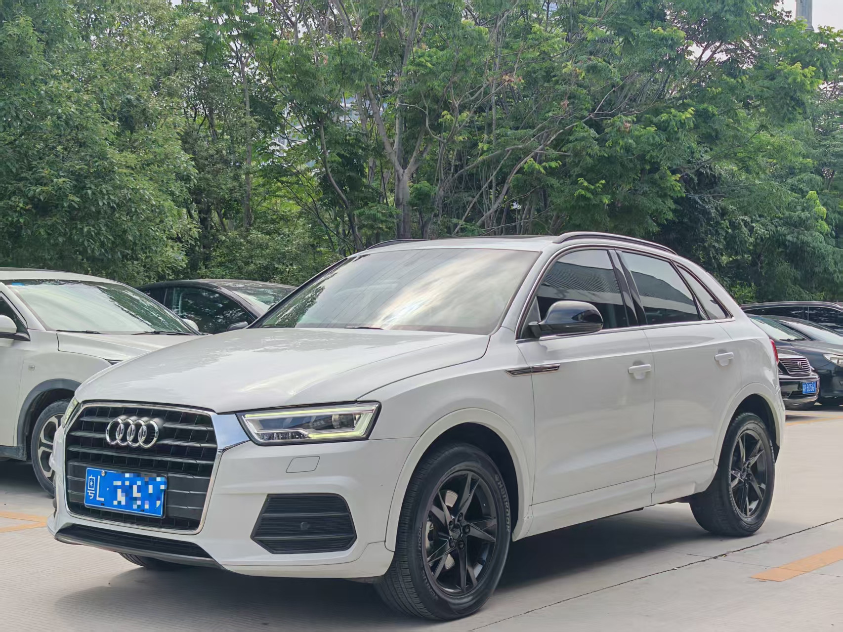 2018 2018 car image