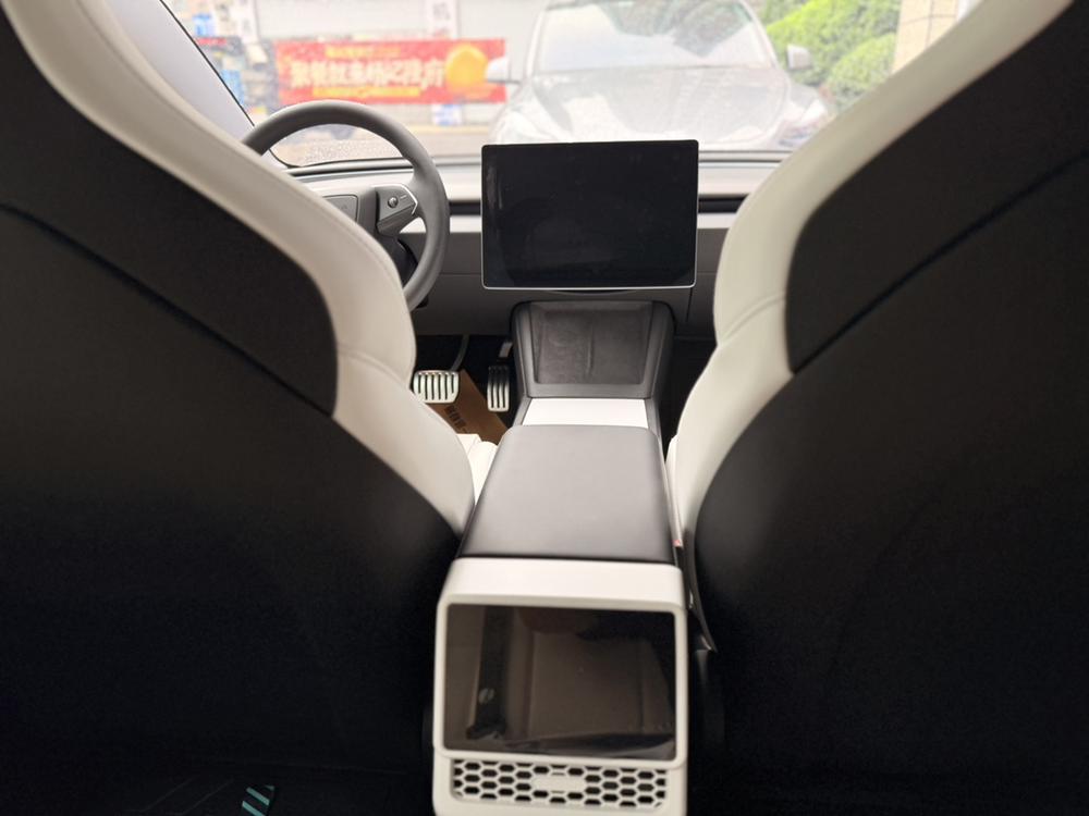 Tesla Model 3 2024 #8 Tesla Model 3 2024 car image #8