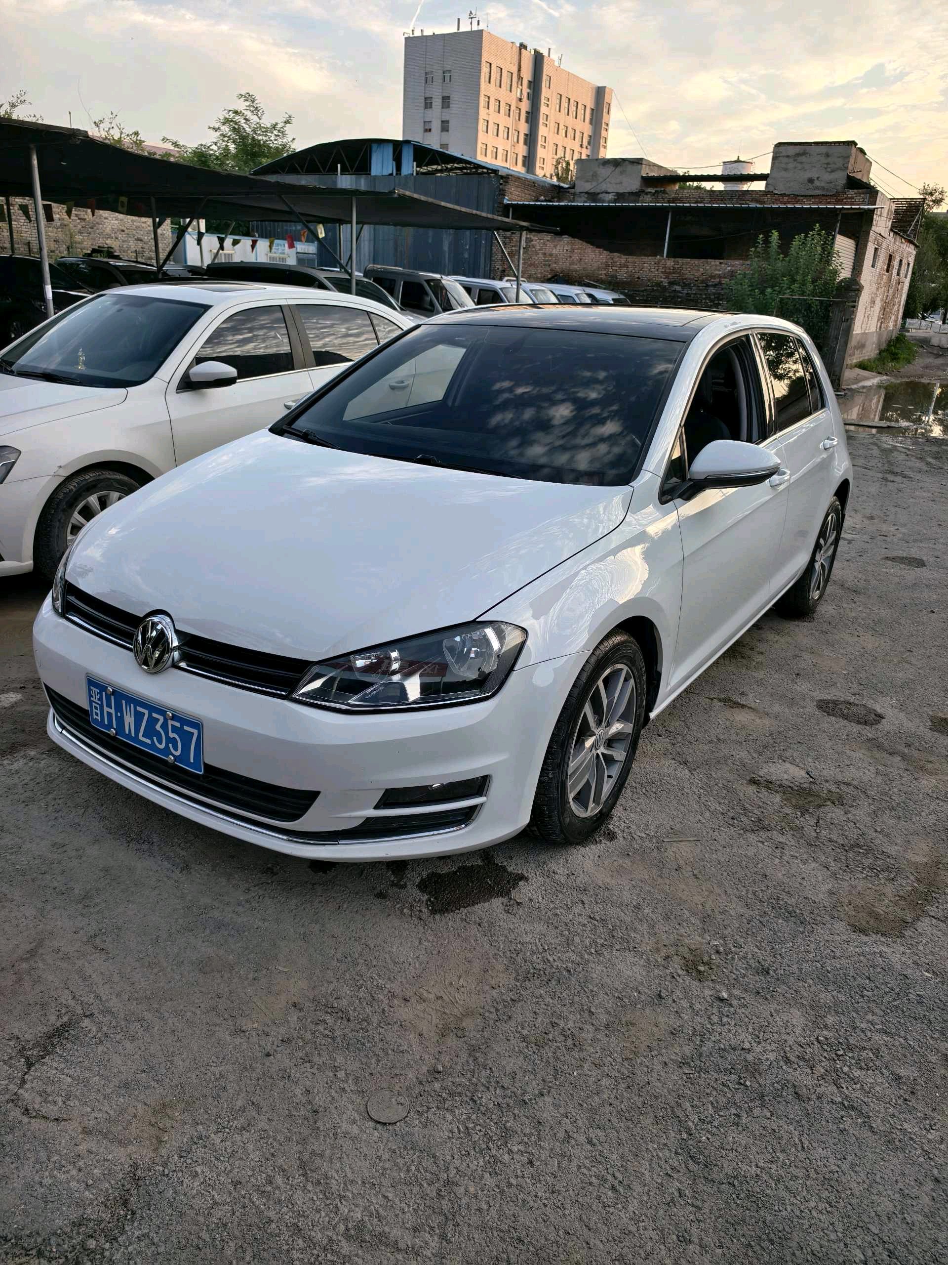 2016 car image 