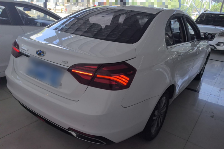 GEELY Emgrand 2019 imagen de coche #7