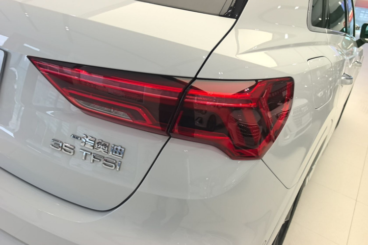 Audi Q3 2024 #8 Audi Q3 2024 immagine di auto #8