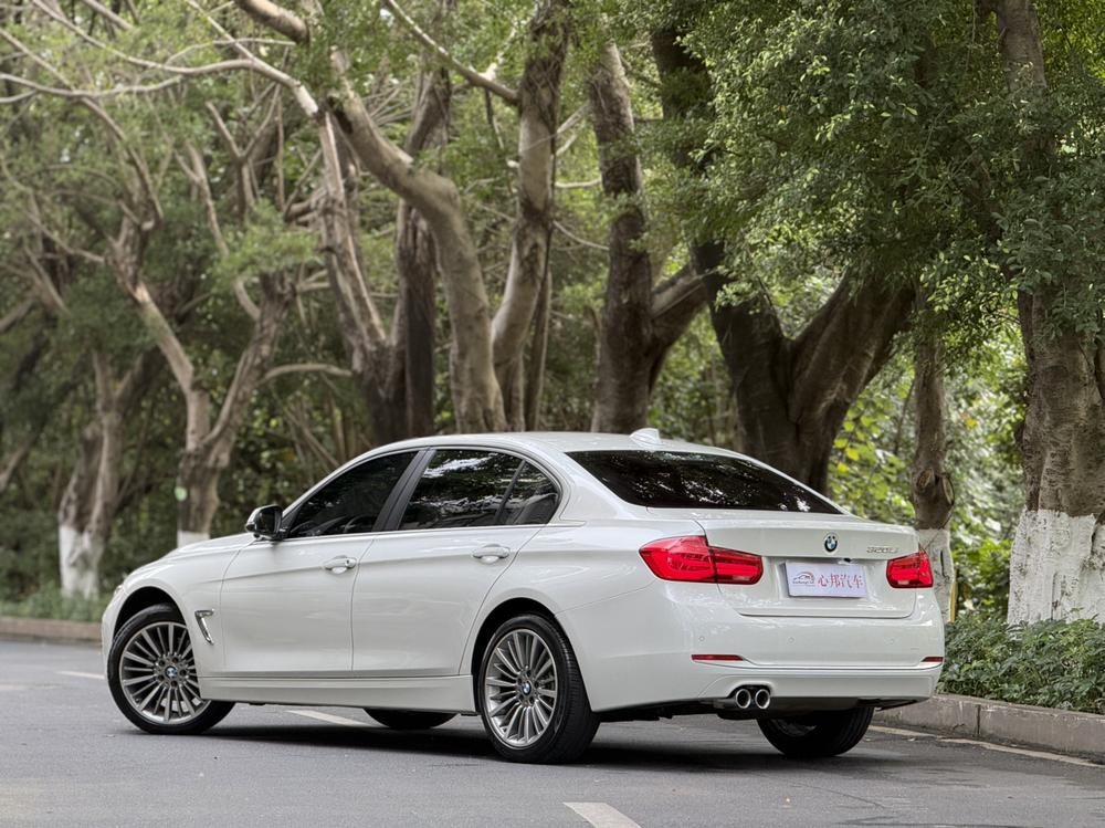 BMW 3 Series 2019 #13 BMW 3 Series 2019 car image #13
