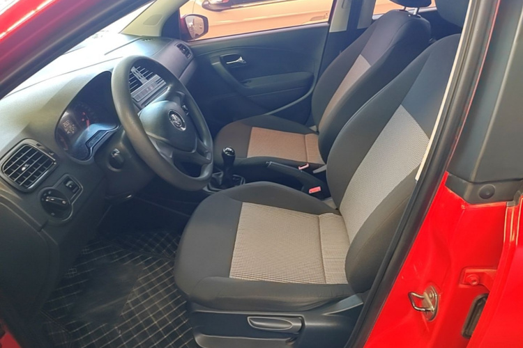 Volkswagen Polo 2017 #19 Volkswagen Polo 2017 car image #19