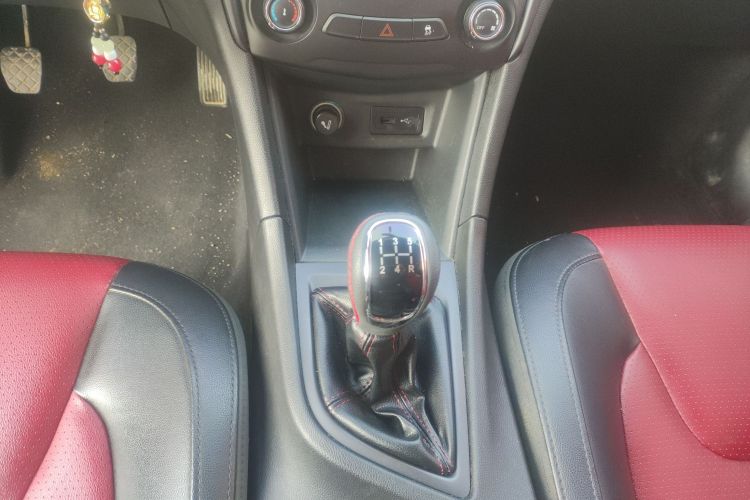 奇瑞 艾瑞泽5 2018 汽车图片 #16