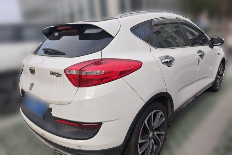GEELY Emgrand GS 2016 car image #5