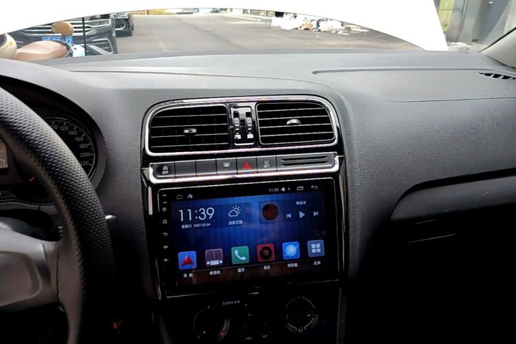 Volkswagen Polo 2018 #17 Volkswagen Polo 2018 car image #17