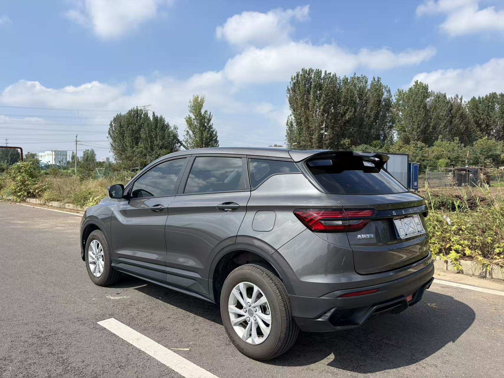 GEELY Coolray 2025 imagen de coche #6