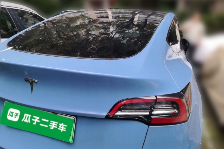 Tesla Model Y 2021 #4 Tesla Model Y 2021 car image #4
