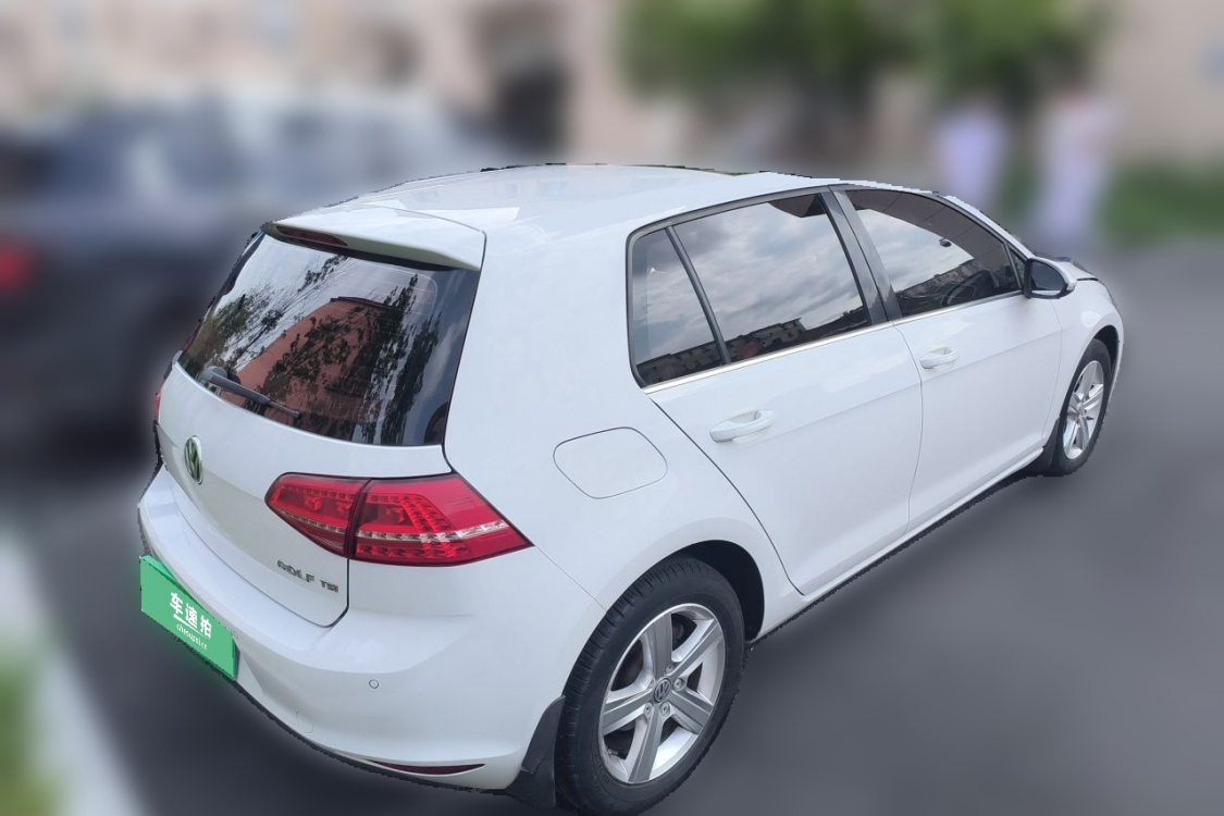 Volkswagen Golf 2014 car image #4