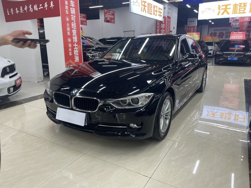 BMW 3 Series 2013 car image 