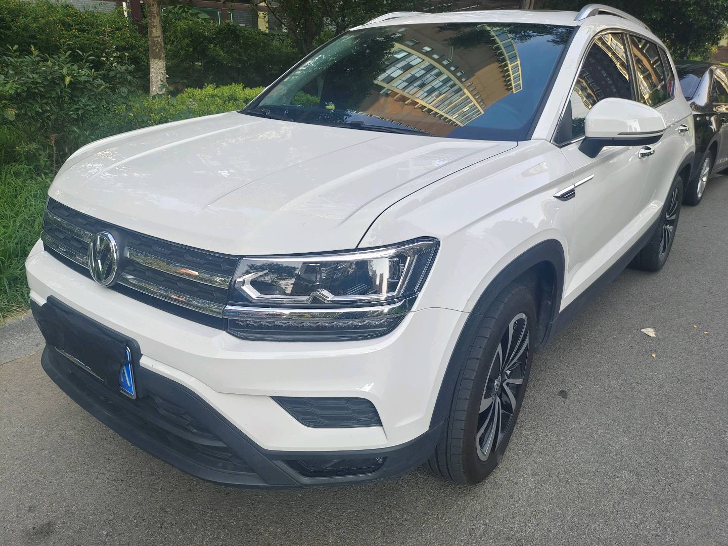 2019 immagine di auto 