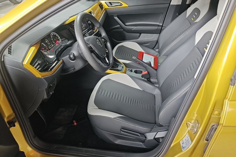 Volkswagen Polo 2019 car image #15