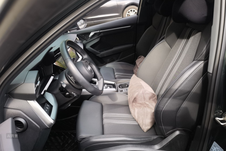 Audi A3 2024 car image #17