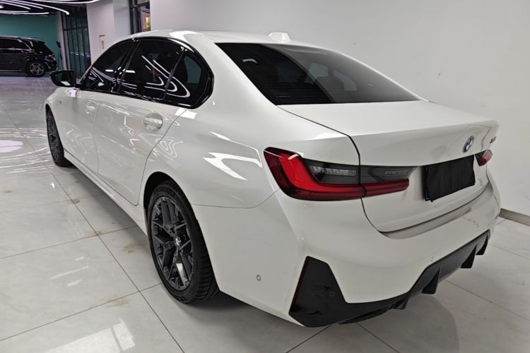 BMW 3 Series 2025 #7 BMW 3 Series 2025 car image #7