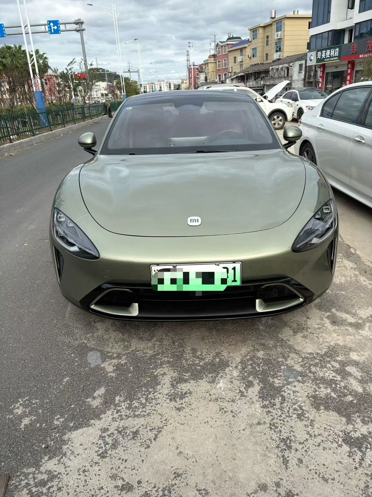 MI SU7 2025 car image 