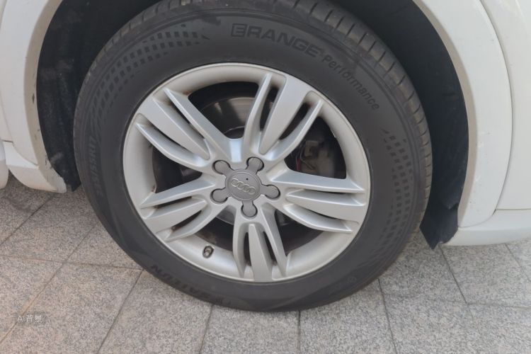 Audi Q3 2015 #9 Audi Q3 2015 immagine di auto #9