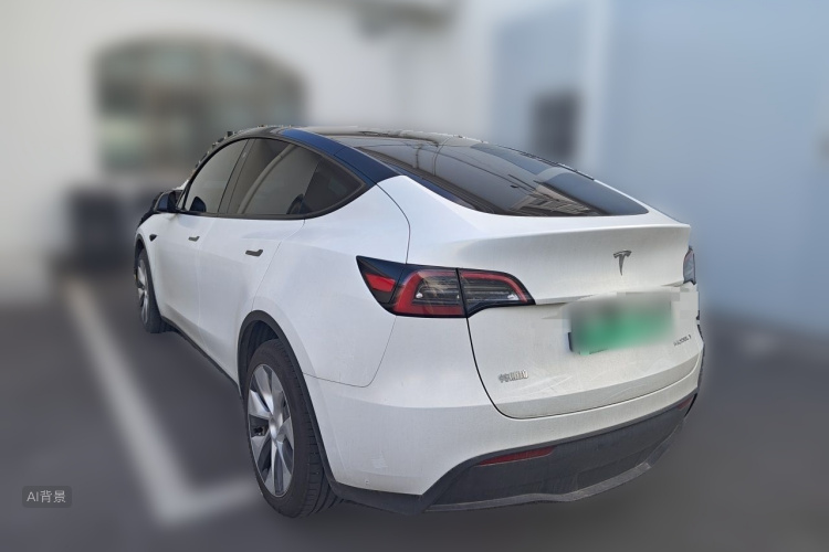 Tesla Model Y 2023 #5 Tesla Model Y 2023 car image #5