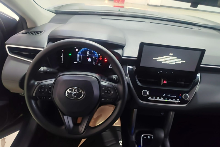 Toyota Corolla Cross 2025 car image #11