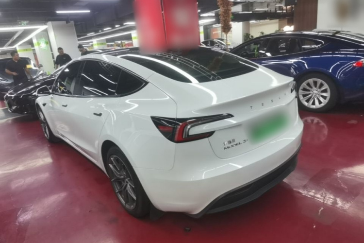 Tesla Model 3 2023 #5 Tesla Model 3 2023 car image #5