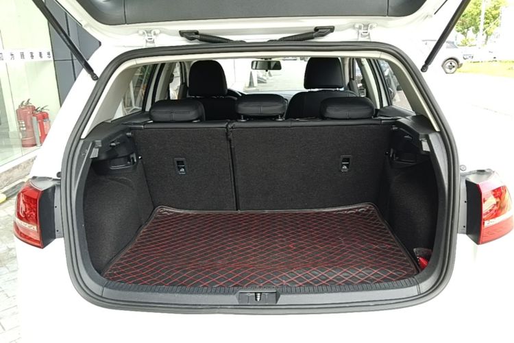 Volkswagen Golf 2016 car image #19
