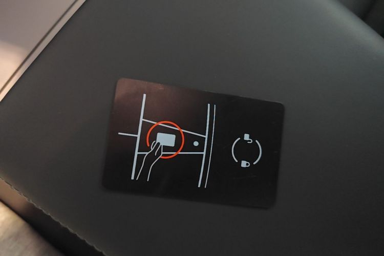 Tesla Model 3 2024 #9 Tesla Model 3 2024 car image #9