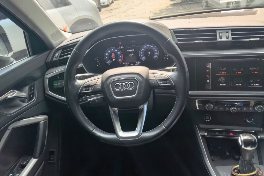 Audi Q3 2021 #22 Audi Q3 2021 car image #22