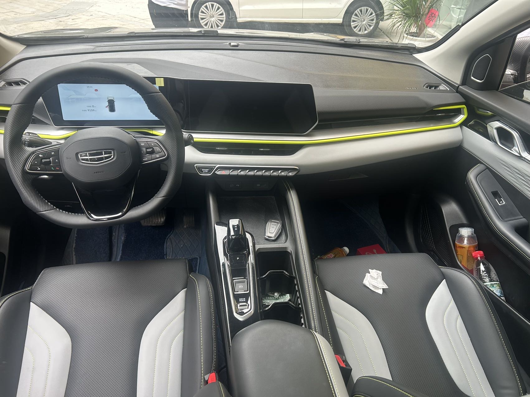 GEELY Coolray 2023 car image #5