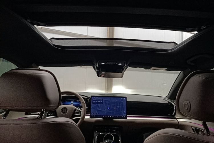 BYD Han 2024 car image #18