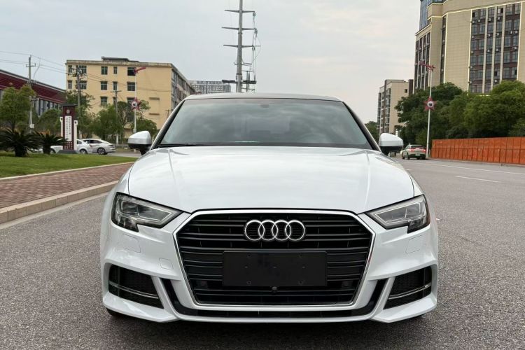 Audi A3 2019 #3 Audi A3 2019 car image #3