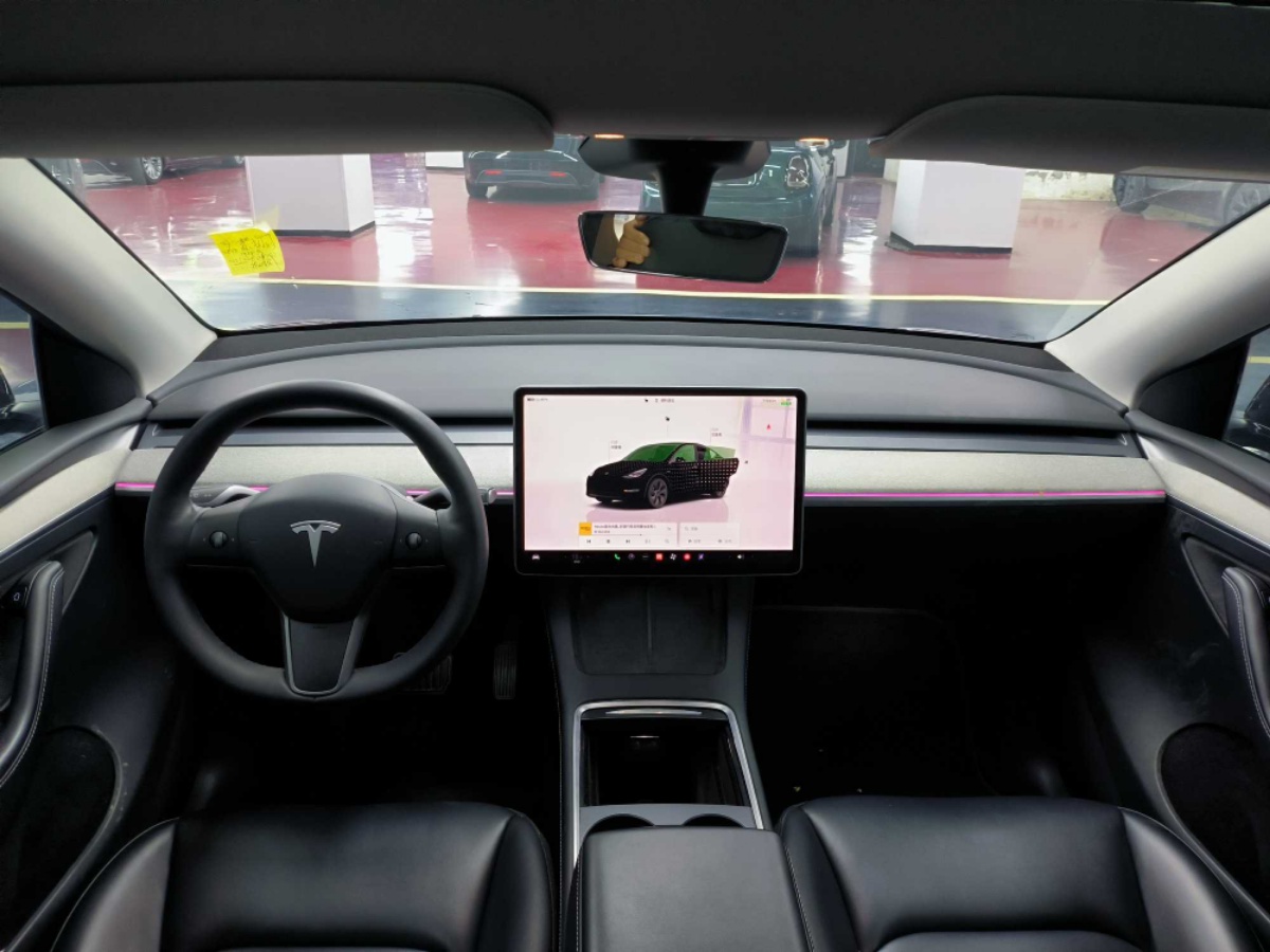 Tesla Model Y 2024 #7 Tesla Model Y 2024 immagine di auto #7