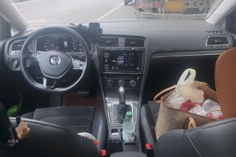 Volkswagen Golf 2019 immagine di auto #11