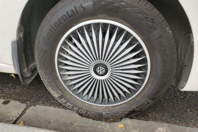 Volkswagen Santana 2018 car image #9