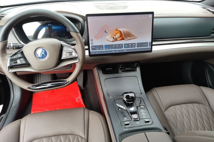 BYD Han 2024 car image #10