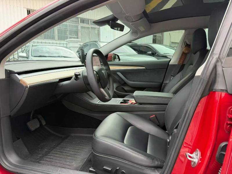 Tesla Model 3 2021 #4 Tesla Model 3 2021 car image #4