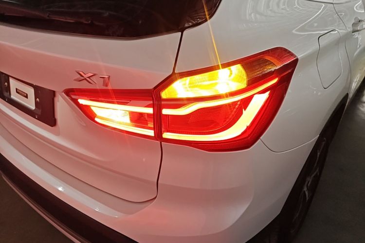 BMW X1 2016 car image #8