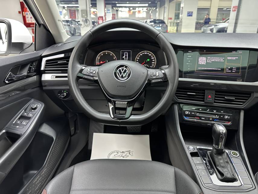 Volkswagen Bora 2021 car image #7