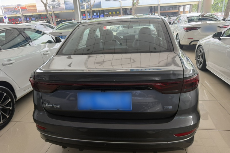 GEELY Emgrand 2022 #6 GEELY Emgrand 2022 car image #6